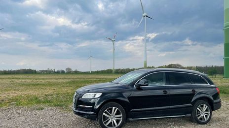 Audi Q7 • 2008 • 292,395 km
