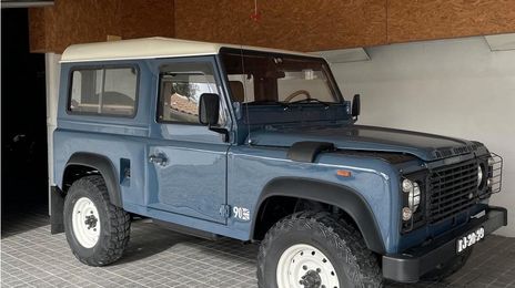 Land Rover Range Rover • 1991 • 300,000 km