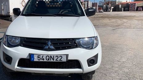 Mitsubishi L200 Pick up • 2015 • 120,000 km