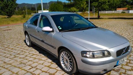 Volvo S90 • 2002 • 190,000 km
