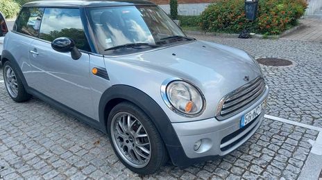 MINI Cooper • 2008 • 190,000 km