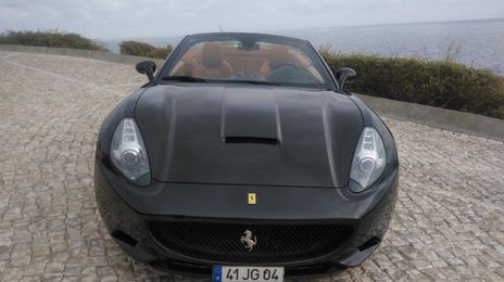 Ferrari California • 2010 • 50,000 km
