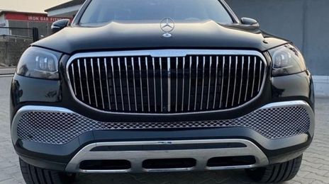 Mercedes-Benz GLS-Class • 2020 • 2 km