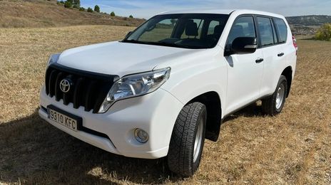 Toyota Land Cruiser • 2017 • 265,000 km