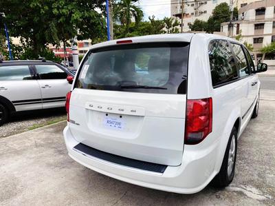 Dodge Grand Caravan • 2015 • 111,000 km