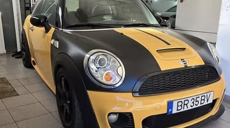 MINI Cooper S • 2018 • 118,000 km