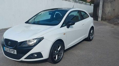 Seat Ibiza • 2011 • 200,000 km
