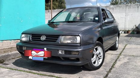 Volkswagen Vento • 1996 • 165,000 km