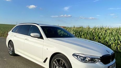 BMW 520D • 2017 • 75,000 km
