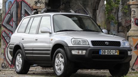 Toyota RAV4 • 1998 • 199,000 km