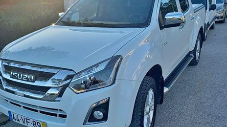 Isuzu D-MAX • 2018 • 88,000 km