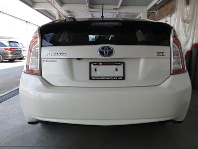 Toyota Prius • 2015 • 147,000 km