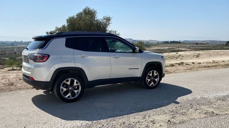Jeep Compass • 2018 • 87,200 km