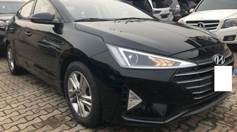 Hyundai Elantra • 2021 • 50,000 km