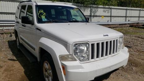 Jeep Liberty • 2011 • 10,000 mi