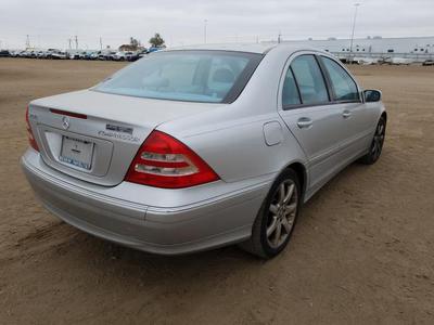 Mercedes-Benz C • 2004 • 35,463 km
