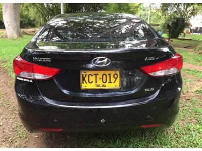 Hyundai ix35 • 2012 • 33,000 km