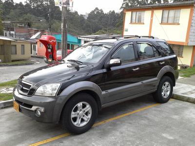 Kia Sorento • 2006 • 160,000 km