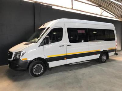 Mercedes-Benz Sprinter • 2017 • 180,000 km