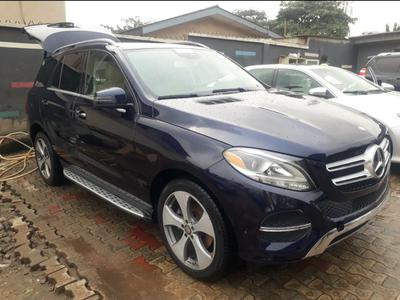Mercedes-Benz GLE • 2016 • 171,813 km