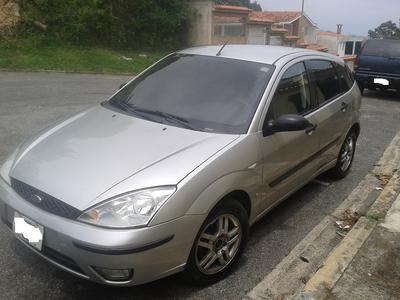 Ford Focus • 2006 • 159,000 km