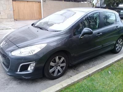 Peugeot 308 SW • 2013 • 55,000 km