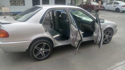 Toyota Corolla sedan • 2000 • 145,000 km