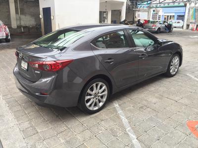 Mazda 3 • 2016 • 49,900 km