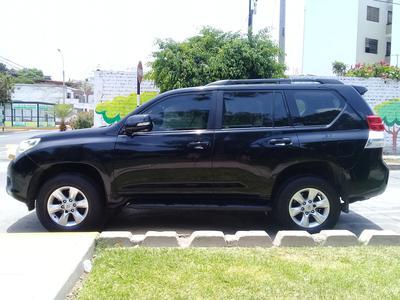 Toyota Land Cruiser • 2010 • 95,000 km