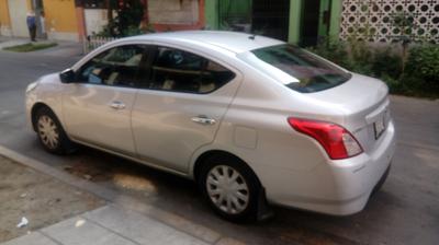 Nissan Versa sense • 2015 • 80,000 km