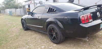 Ford Mustang • 2008 • 114,211 km