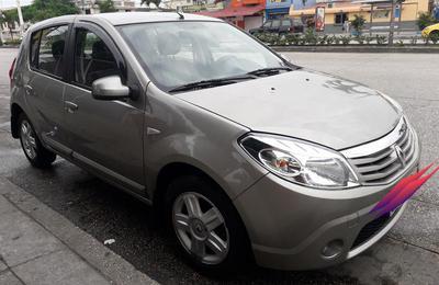 Renault Sandero • 2012 • 147,000 km