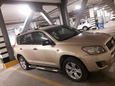 Toyota RAV4 • 2009 • 80,000 km