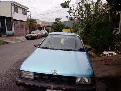 Toyota Corolla • 1988 • 2,400,000 km