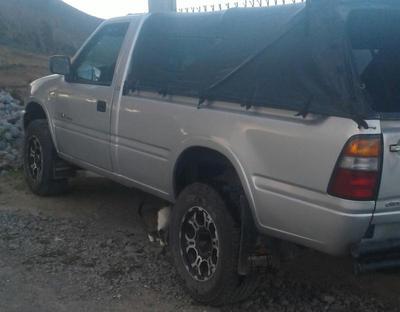 Chevrolet Luv • 2003 • 230,000 km