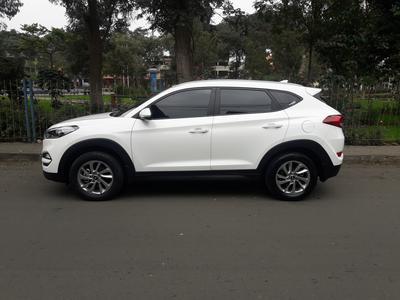 Hyundai Tucson • 2017 • 30,000 km