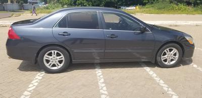 Honda Accord • 2007 • 122,300 km