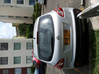 Nissan Qashqai • 2011 • 64,500 km