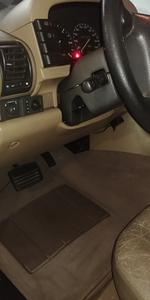 Land Rover Discovery • 1997 • 260,000 km