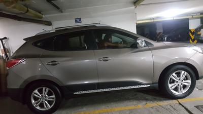 Hyundai ix35 • 2011 • 85,000 km