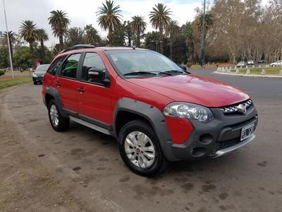 Fiat Palio Weekend • 2015 • 90,000 km