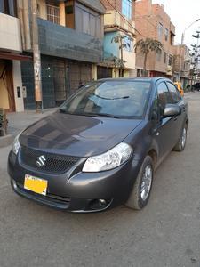 Suzuki SX4 Sedan • 2014 • 45,000 km
