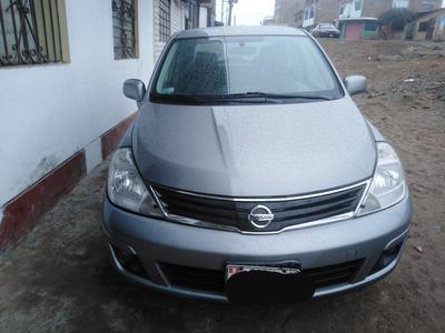 Nissan Tiida • 2010 • 125,000 km