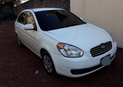 Hyundai Accent • 2011 • 73,000 km