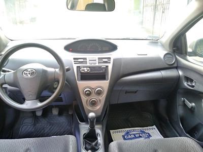 Toyota Yaris • 2012 • 80,000 km