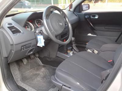 Renault Megane II • 2006 • 130,000 km