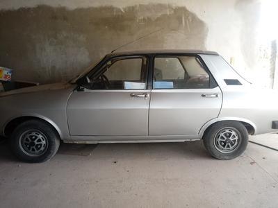 Renault 12 • 1985 • 150,000 km