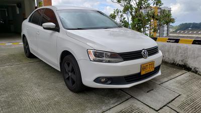 Volkswagen Jetta • 2014 • 60,000 km