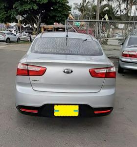 Kia Rio • 2013 • 77,000 km
