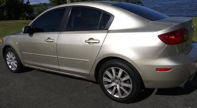 Mazda 3 • 2006 • 172,500 km